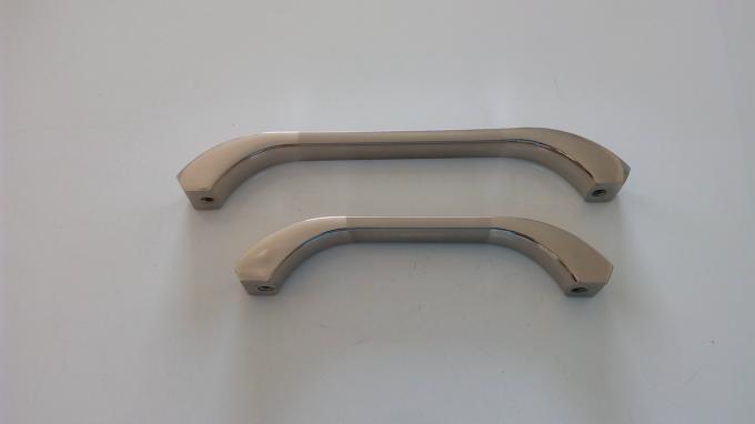 Botones y tirones de los muebles de los tiradores de puerta del armario